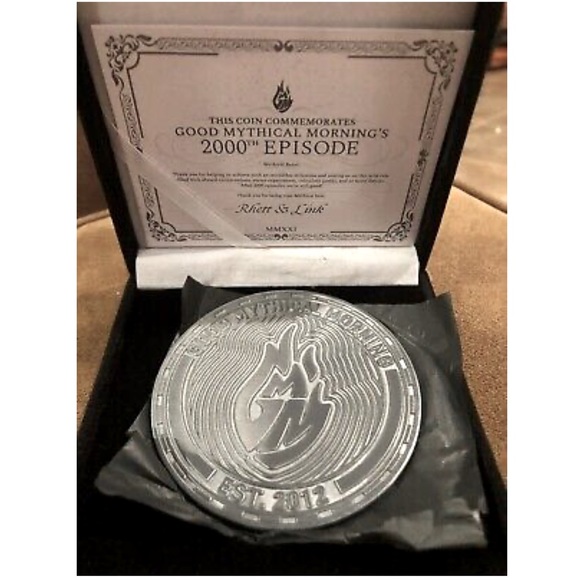 GMM GOOD MYTHICAL MORNING Commemorative 2000th Episode Coin Rhett & Link - Picture 2 of 4